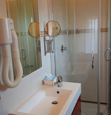 Hotel Perla Verde 3*