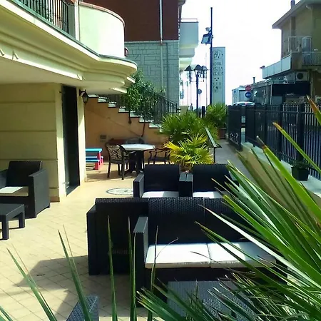 Otel Perla 3*